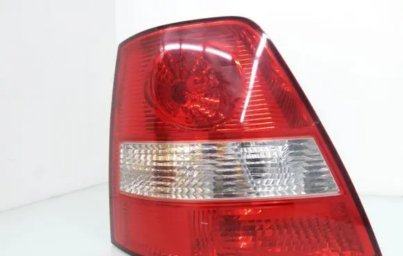 KIA Sorento Rear/tail lights 924013E0