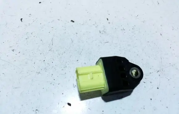 Toyota RAV 4 (XA30) Airbag deployment crash/impact sensor 8983133020 89831-33020