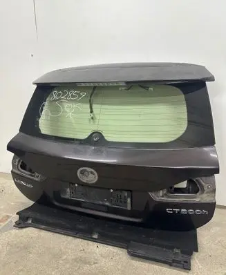 Lexus CT 200H Tailgate/trunk/boot lid