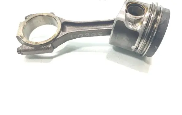 Skoda Superb B6 (3T) Piston with connecting rod 