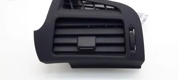Toyota Verso Dashboard side air vent grill/cover trim 556600F030