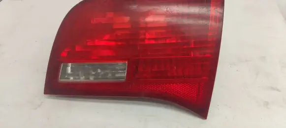 Audi A6 S6 C6 4F Tailgate rear/tail lights 89036926