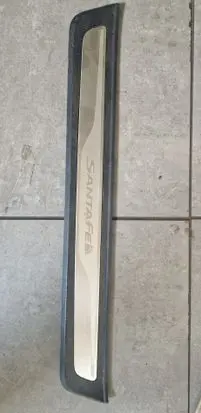 Hyundai Grand Santa Fe NC Front sill trim cover 858842W500 858832W500