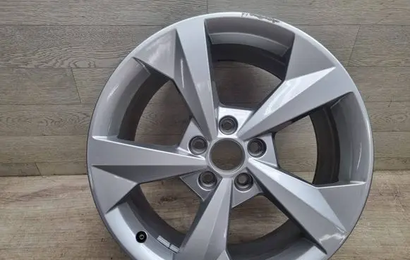 Audi A3 8Y R18 alloy rim 8Y0601025CP