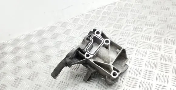 Audi A4 S4 B8 8K Power steering pump mounting bracket 059145169AE