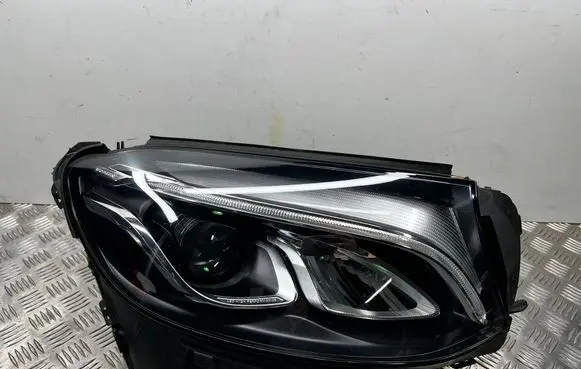 Mercedes-Benz GLC X253 C253 Headlight/headlamp A2539065401 12518205 A2538260200