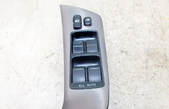 Lexus RX 300 Quarter vent window switch 190635