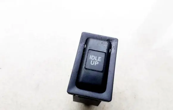 Toyota RAV 4 (XA20) Other switches/knobs/shifts 156480