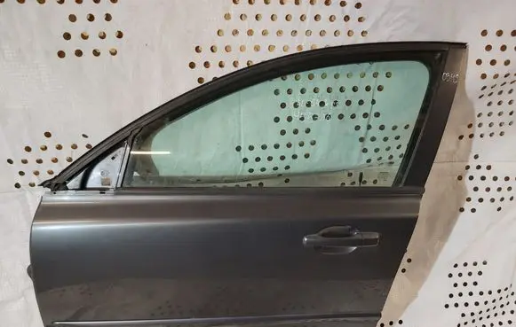 Volvo S40 Front door