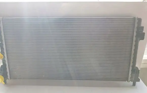 Volkswagen Polo V 6R Coolant radiator 6R0121253A