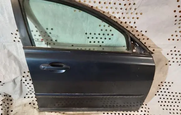 Volvo V50 Front door