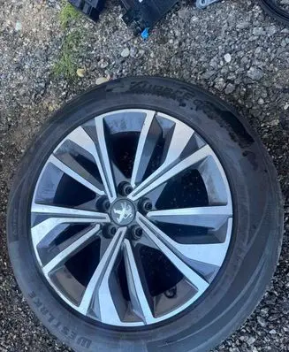 R17 alloy rim