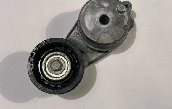 Chrysler Pacifica Air conditioning tensioner 4627533AC