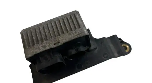 Ford Transit Custom Glow plug pre-heat relay B2110017758