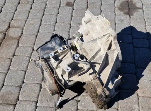 Ford Fiesta Manual 5 speed gearbox 8A6R7002CA