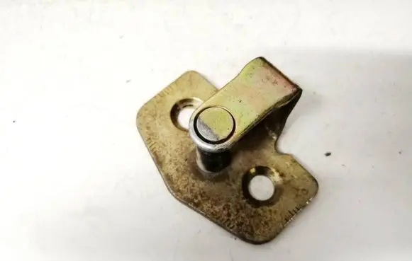 Opel Astra G Front door lock loop/hook striker 