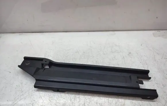 Mercedes-Benz GL X166 Other trunk/boot trim element A1666841431