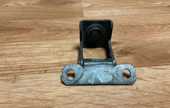 Renault Megane III Tailgate/trunk/boot hinge MD7338R