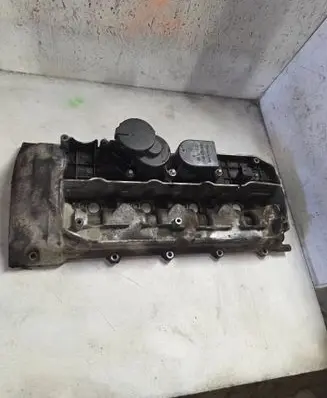 Mercedes-Benz Vito Viano W639 Rocker cam cover A6460101830