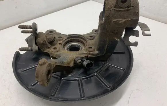 Volkswagen Beetle A5 Front wheel hub spindle knuckle 1K0615312F 1617