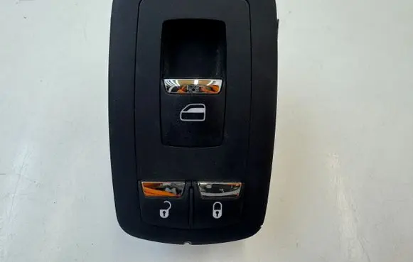 Maserati Levante Electric window control switch 670025405