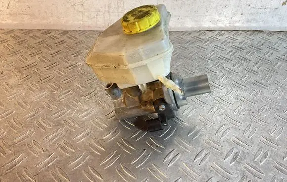 Porsche Cayenne (92A) Master brake cylinder 7P0411303A 5n0945459