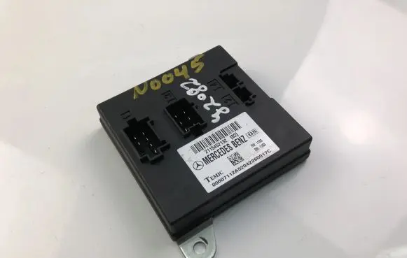 Mercedes-Benz E W211 Other control units/modules 2115452132