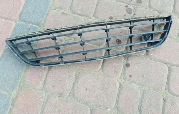 Opel Corsa D Front bumper lower grill 13179942