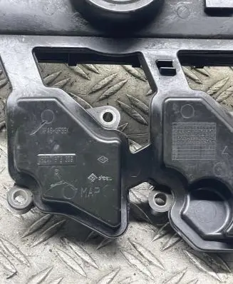 Nissan Qashqai Oil breather separator 