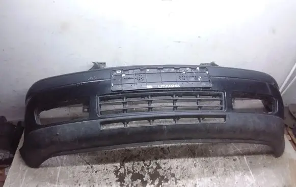 Volkswagen Golf IV Front bumper 