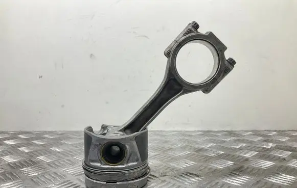 Audi A5 Sportback 8TA Piston with connecting rod CGL 038J V400