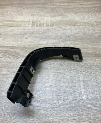Mercedes-Benz C W202 Headlight/headlamp mounting bracket 2028260414