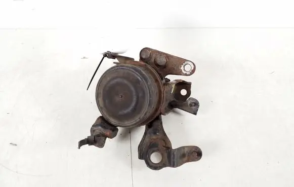Toyota Corolla E120 E130 Engine mount bracket 12305-27050