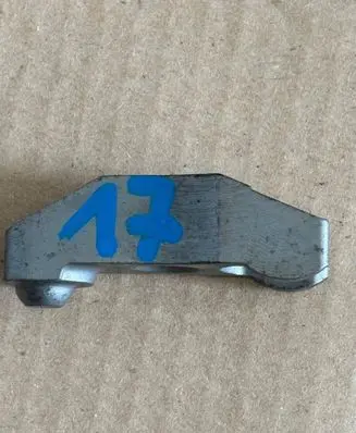 Volkswagen Crafter Fuel Injector clamp holder 076130216