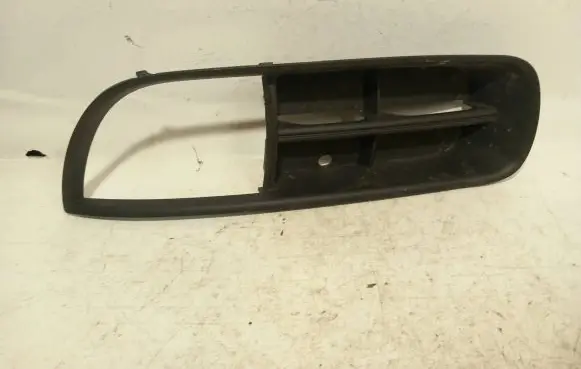 Skoda Roomster (5J) Front bumper lower grill 5J0807925