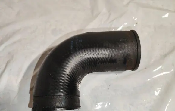 Skoda Fabia Mk1 (6Y) Intercooler hose/pipe 6q0145832