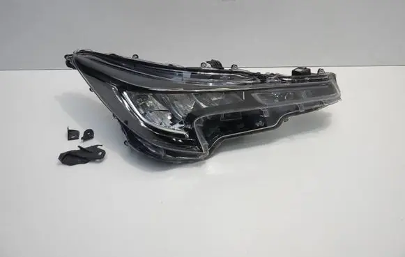 Suzuki Swace Headlight/headlamp 81110-02T00