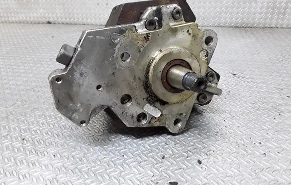 Renault Laguna II Fuel injection high pressure pump 8200055072 0445010031