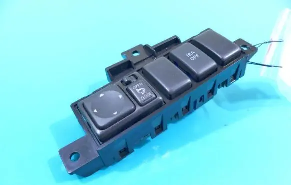 Infiniti FX Seat control switch P10476B11000 IMPRK1231970