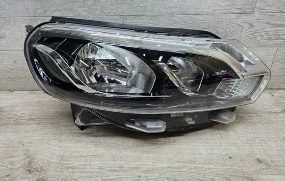 Toyota Proace Headlight/headlamp 9808581180