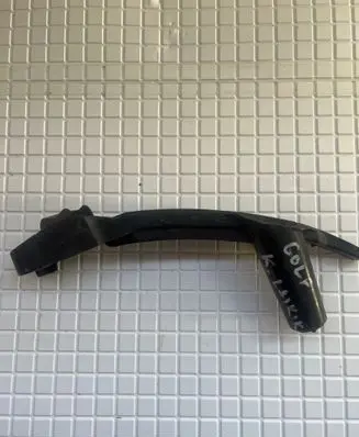 Volkswagen Golf V Front bumper mounting bracket 1K0807889