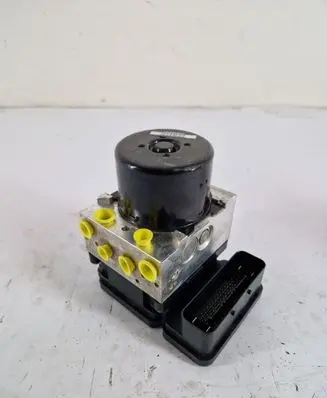 Volvo XC60 ABS Pump 31329137