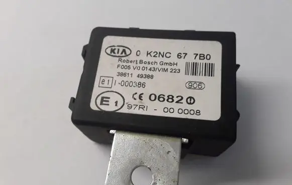KIA Sorento Immobilizer control unit/module 97R1000008 0K2NC677B0