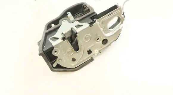 BMW X6 E71 Front door lock 7167579 51217167579 A053702