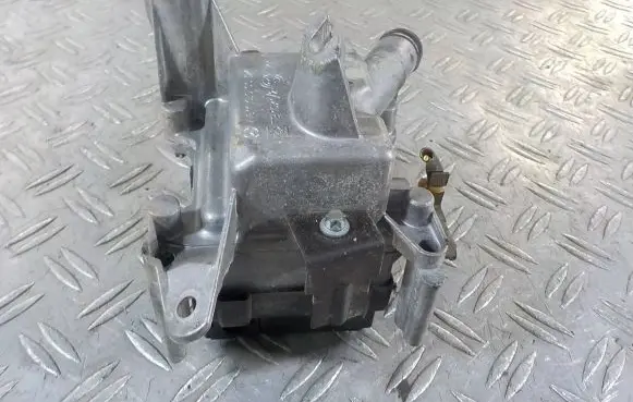 Mercedes-Benz E W210 Fuel filter heater A6111500004 TB10712