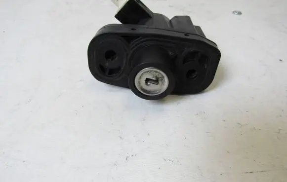 Mercedes-Benz S W221 Tailgate exterior lock A2217500161
