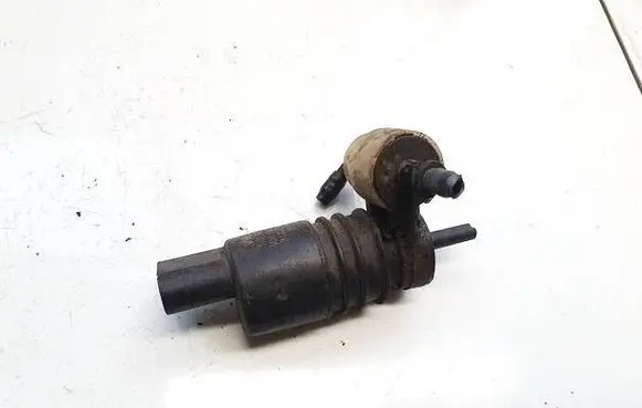 Volkswagen Golf V Windscreen/windshield washer pump 1k6955651