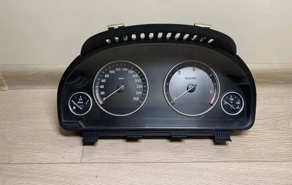 BMW 5 F10 F11 Speedometer (instrument cluster) 9249349 924934906 2119958