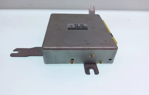 Subaru Legacy Engine control unit/module A18000RR3