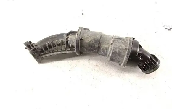 Volvo V60 Turbo air intake inlet pipe/hose 31431155